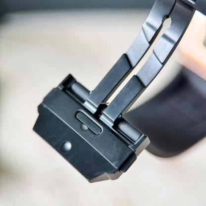 Hublot Spirit of Big Bang Meca-10 King Gold - Full Set - 614.OX.1180.RX Stunning and Immaculate Full Set