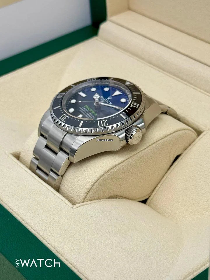 Rolex Sea-Dweller Deepsea NEW 2025 Deepsea "James Cameron" 44mm 136660 Blue Dial (STICKERED) Condition: New | Year of production 2025 | Original box | Original papers