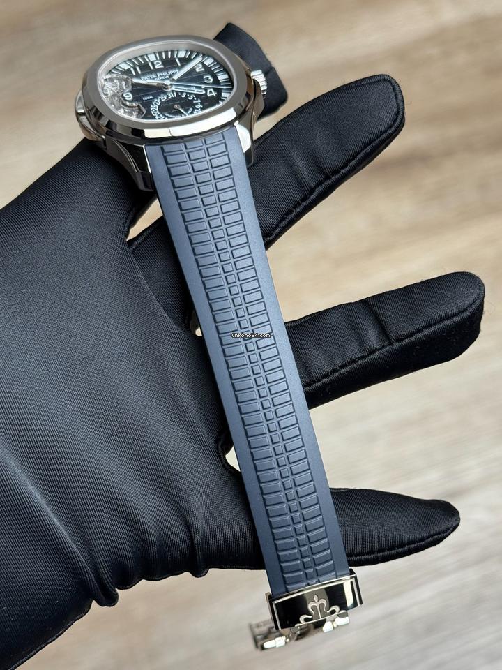 Patek Philippe Aquanaut Travel Time Advanced Research Aquanaut 2017 Like New 5650G-001 Advanced Research Aquanaut Blue Full Used (Very good) | Year of production 2017 | Original box | Original papers