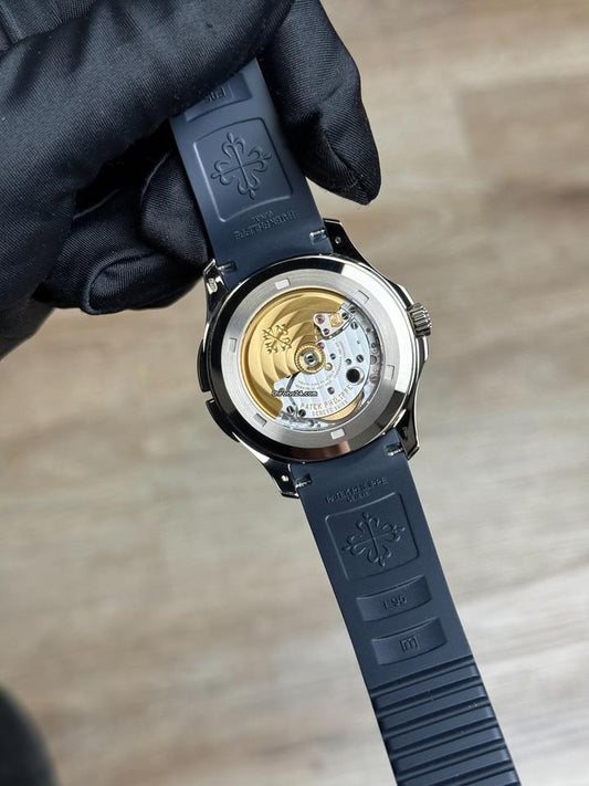 Patek Philippe Aquanaut Travel Time Advanced Research Aquanaut 2017 Like New 5650G-001 Advanced Research Aquanaut Blue Full Used (Very good) | Year of production 2017 | Original box | Original papers