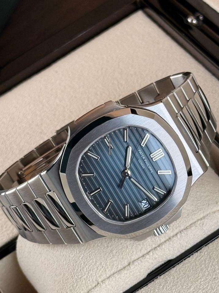 Patek Philippe Nautilus Box & Archive Papers Used (Very good) | Year of production 2007 | Original box | No original papers