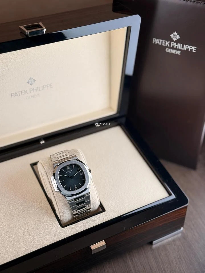 Patek Philippe Nautilus Box & Archive Papers Used (Very good) | Year of production 2007 | Original box | No original papers