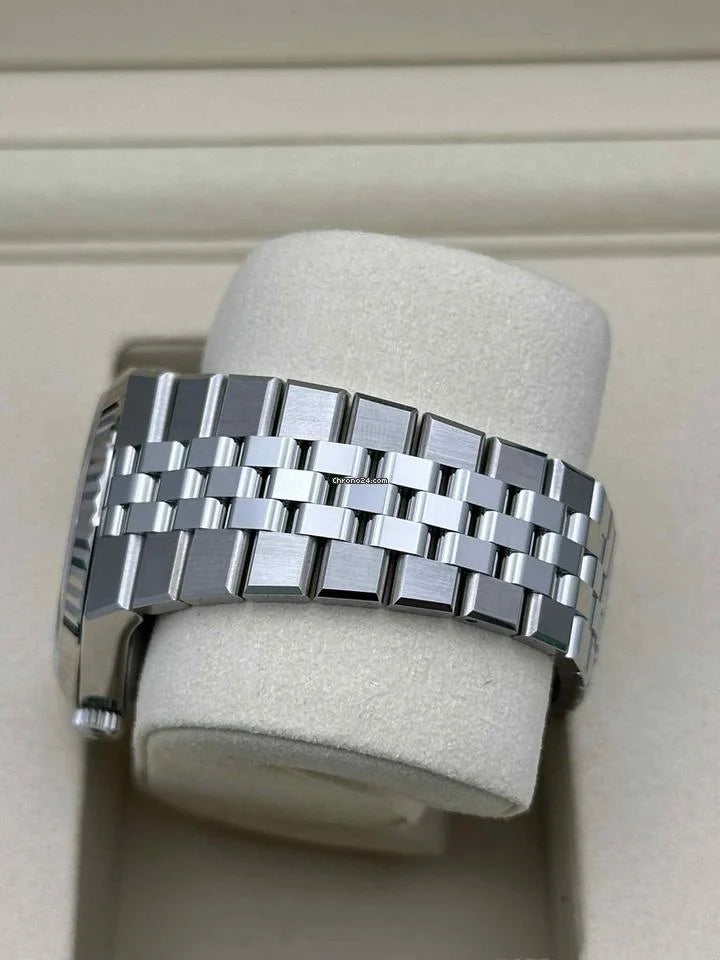 Rolex Land-Dweller 36 2025 Condition: New | Year of production 2025 | Original box | Original papers