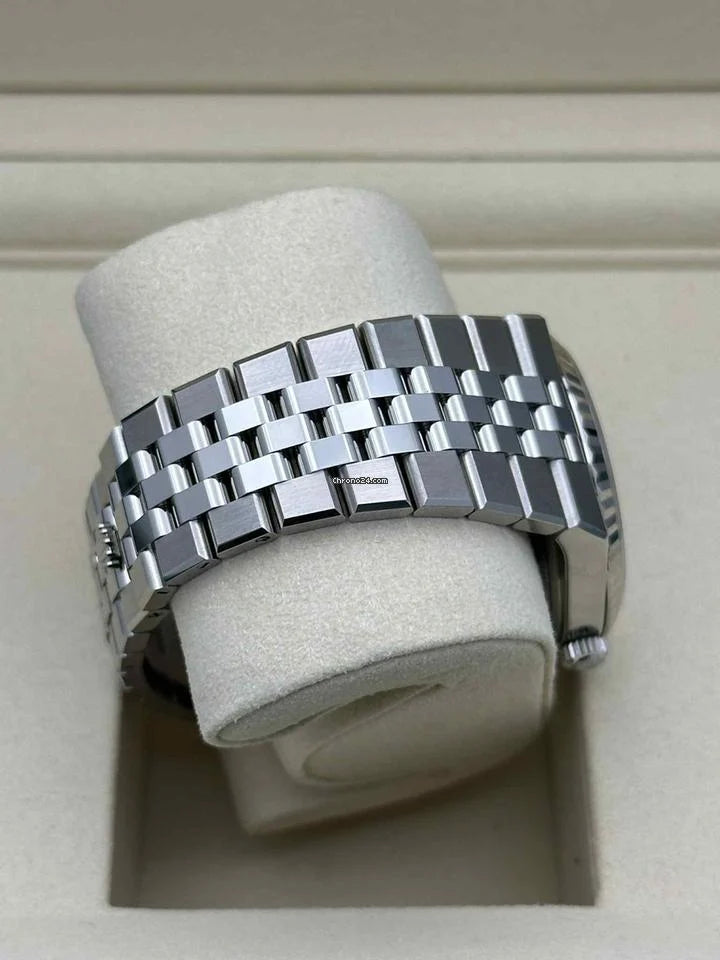 Rolex Land-Dweller 36 2025 Condition: New | Year of production 2025 | Original box | Original papers